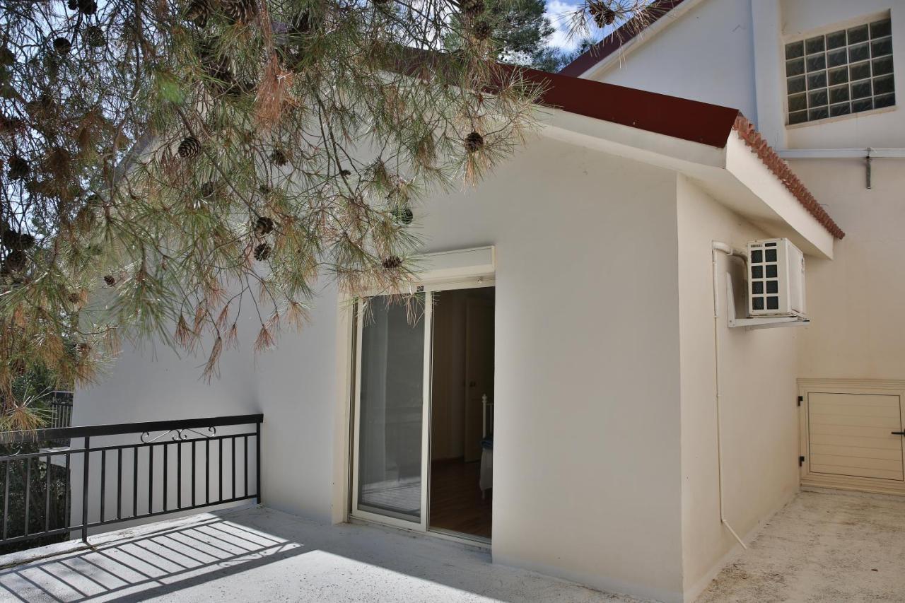 Nestor Hillside House By Trulycyprus * Moniatis